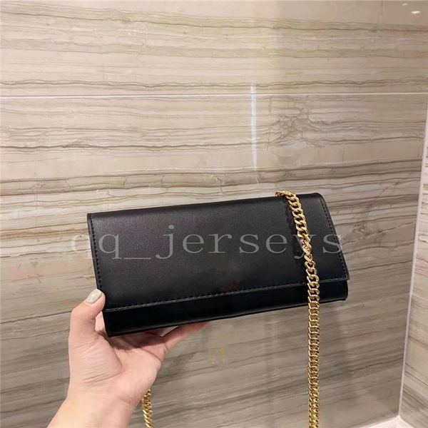 luxury designer 2021 fashion trend classic solid color wild small square bag shoulder diagonal handbag
luxury designer 2021 fashion trend classic solid color wild small square bag shoulder diagonal handbag