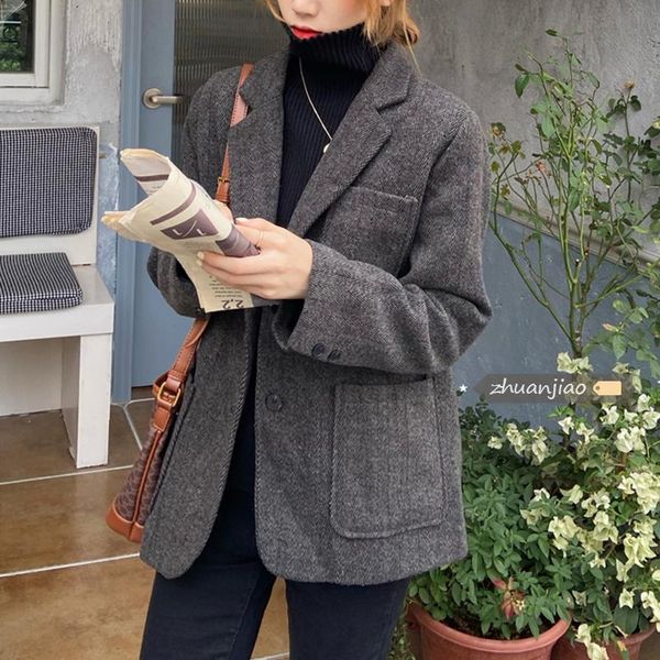 suit woolen coat women's fall / winter 2021 new korean retro casual medium long woolen cotton jacket, Black;brown
suit woolen coat women's fall / winter 2021 new korean retro casual medium long woolen cotton jacket, Black;brown