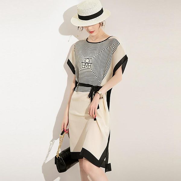 casual dresses 100% silk dress women elegant design printed loose o neck short bat sleeves cashes style fashion, Black;gray
casual dresses 100% silk dress women elegant design printed loose o neck short bat sleeves cashes style fashion, Black;gray