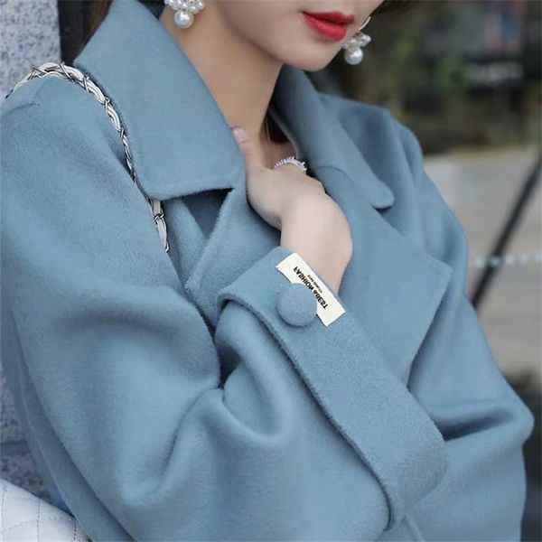 women's blended woolen jacket 2021 autumn winter new high-end long windbreaker with belt female hepburn style wool coat blue 575, Black
women's blended woolen jacket 2021 autumn winter new high-end long windbreaker with belt female hepburn style wool coat blue 575, Black