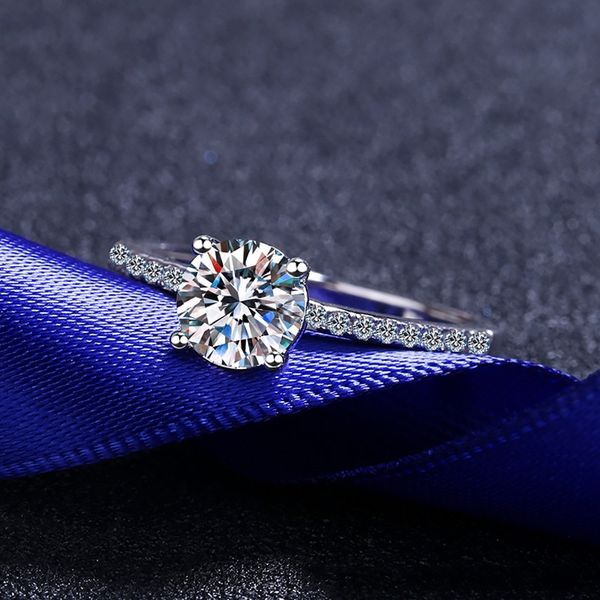 moissanite band classic 4 prong wedding rings for women sterling silver brilliant diamond proposal ring fine jewelry, Slivery;golden
moissanite band classic 4 prong wedding rings for women sterling silver brilliant diamond proposal ring fine jewelry, Slivery;golden