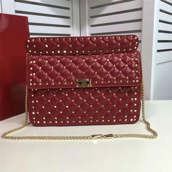 new leather oil wax leather handbag rivet bag chain bag, small fragrance rhombic slanting small square bags, with detachable
new leather oil wax leather handbag rivet bag chain bag, small fragrance rhombic slanting small square bags, with detachable