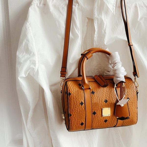 classic handbag purse mm pattern women bags pillow style ladies purses bag fashion totes bag
classic handbag purse mm pattern women bags pillow style ladies purses bag fashion totes bag