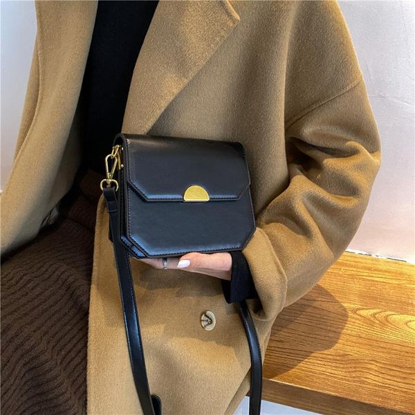 cross body retro pu leather small bag for women 2021 solid color simple ladies shoulder casual shopping female crossbody black 
cross body retro pu leather small bag for women 2021 solid color simple ladies shoulder casual shopping female crossbody black