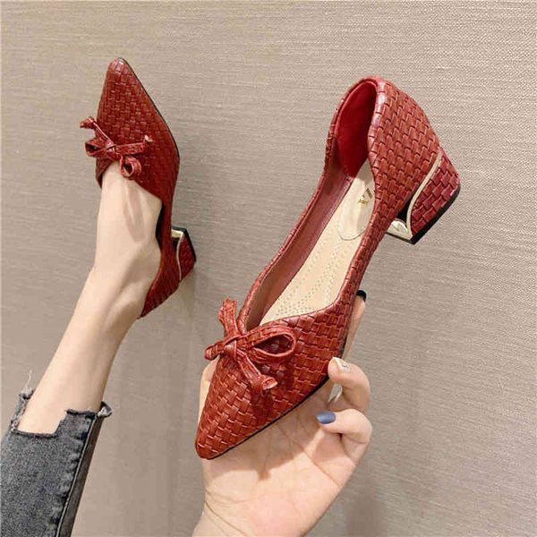 versatile spring style light thick black professional low heel women's work shoes
versatile spring style light thick black professional low heel women's work shoes