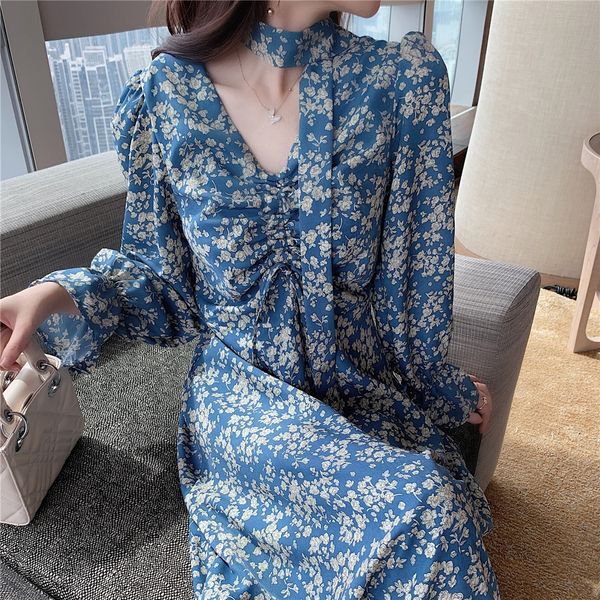 autumn 2020 new horn style v-neck waist slim floral dress french drawstring horn sleeve chiffon dress swwhy, Black;gray
autumn 2020 new horn style v-neck waist slim floral dress french drawstring horn sleeve chiffon dress swwhy, Black;gray