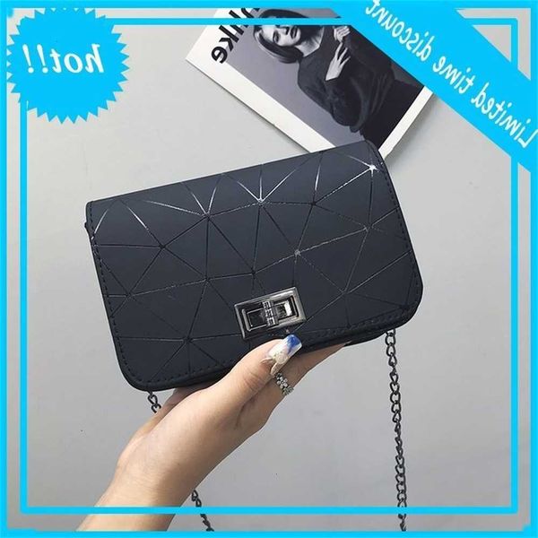 women's 2020 modified shoulder bags female messenger bag handbag chain crack prints wild crossbody task
women's 2020 modified shoulder bags female messenger bag handbag chain crack prints wild crossbody task