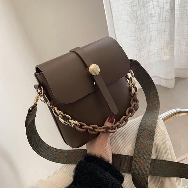 cross body chains designer pu leather crossbody square bag handbags and purses 2021 women's winter small shoulder famous
cross body chains designer pu leather crossbody square bag handbags and purses 2021 women's winter small shoulder famous