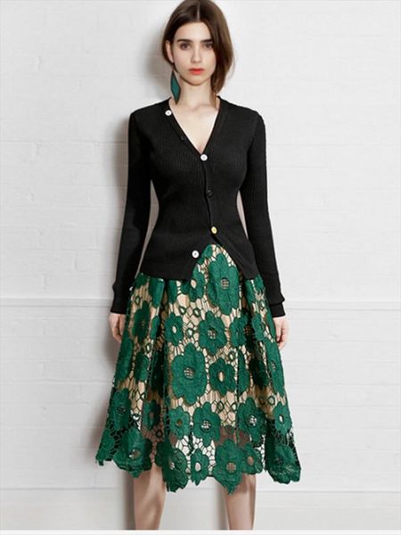 2020 new runway coming european style lace a line skirts women casual hollow out swing skirt ol streetwear midi long skirts, Black
2020 new runway coming european style lace a line skirts women casual hollow out swing skirt ol streetwear midi long skirts, Black