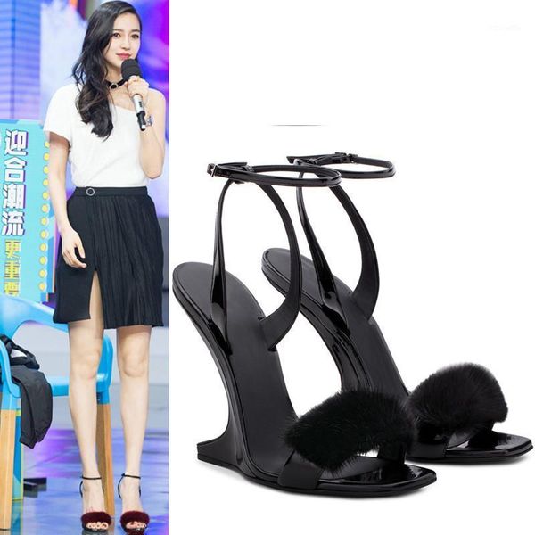 sandals charm2021 women network red with the same type of profiled high-heeled shoes personality versatile fashion plus1, Black
sandals charm2021 women network red with the same type of profiled high-heeled shoes personality versatile fashion plus1, Black