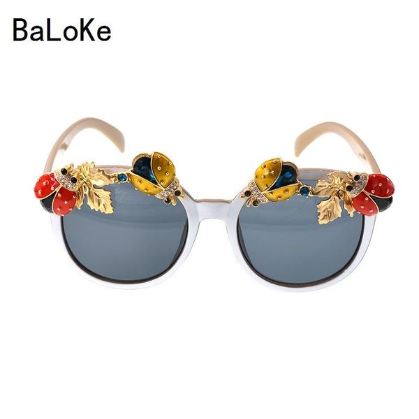 sunglasses baroque retro vintage women hand made fashion insect beach decoration ladies square oversize, White;black
sunglasses baroque retro vintage women hand made fashion insect beach decoration ladies square oversize, White;black