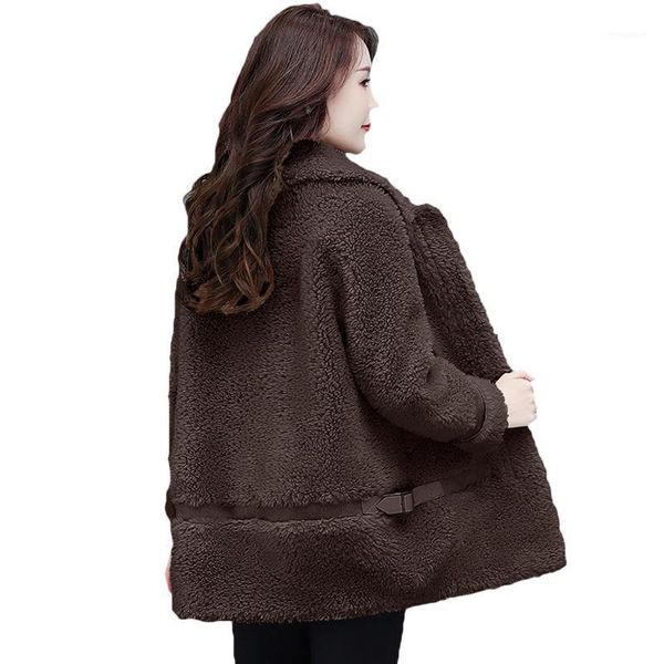 fashion lamb wool coat women 2021 winter jackets new casual temperament fur lamb wool coats 87c1, Black
fashion lamb wool coat women 2021 winter jackets new casual temperament fur lamb wool coats 87c1, Black