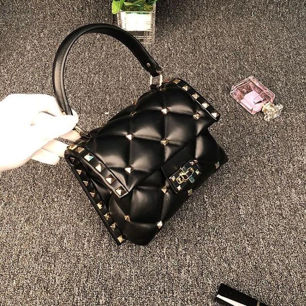 2020 new sheepskin small bag messenger bag soft leather leather female insfamous small foreign temperament exquisite rivet
2020 new sheepskin small bag messenger bag soft leather leather female insfamous small foreign temperament exquisite rivet