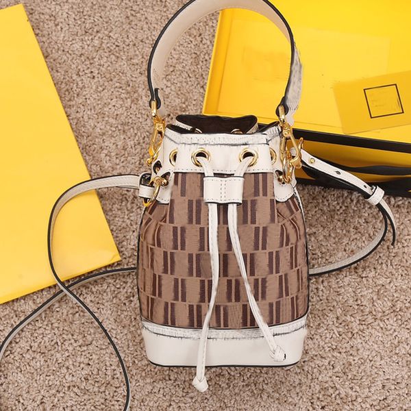 genuine leather drawstring bucket bag shoulder sling bags wallet purse women clutch handbag letter crossbody pouch ladies two-tone wallets p
genuine leather drawstring bucket bag shoulder sling bags wallet purse women clutch handbag letter crossbody pouch ladies two-tone wallets p