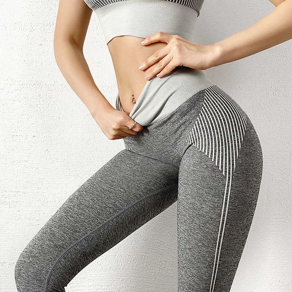 selling high waist fitness hip lifting sports capris women's net red peach tight yoga pants, Black
selling high waist fitness hip lifting sports capris women's net red peach tight yoga pants, Black