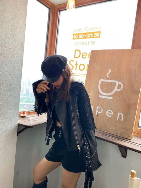 2021 winter new lambskin female leather jacket designer tweed black shreds streetwear outwear superior jackets bveb
2021 winter new lambskin female leather jacket designer tweed black shreds streetwear outwear superior jackets bveb
