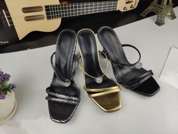 luxury designer womens sandals rubber fashion spring and summer new heels open toe diamond semi slippers solid color original luggage 35-41, Black
luxury designer womens sandals rubber fashion spring and summer new heels open toe diamond semi slippers solid color original luggage 35-41, Black