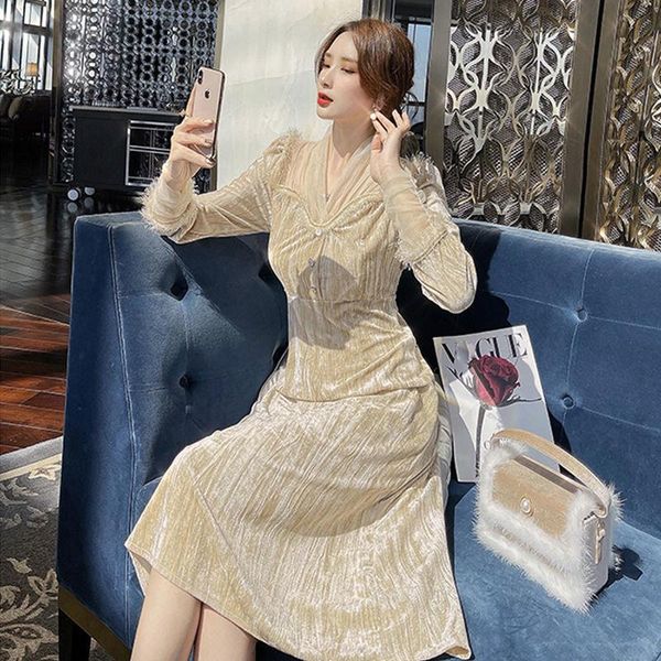 casual dresses women 2021 autumn winter vestidos velour solid color a-line evening party female elegant v-neck long sleeve f27, Black;gray
casual dresses women 2021 autumn winter vestidos velour solid color a-line evening party female elegant v-neck long sleeve f27, Black;gray
