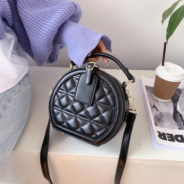 2020 novo vem marca de luxo bolsa feminina bolsa de ombro pequenas bolsas embreagem menina crossbody sacos para rebite8720
2020 novo vem marca de luxo bolsa feminina bolsa de ombro pequenas bolsas embreagem menina crossbody sacos para rebite8720