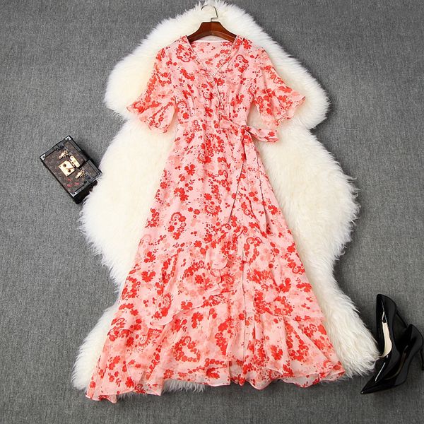 2020 summer women's pin dress new pin bead v-neck ruffled waist flared sleeve over knee print dress t10942 evyo2, Black;gray
2020 summer women's pin dress new pin bead v-neck ruffled waist flared sleeve over knee print dress t10942 evyo2, Black;gray