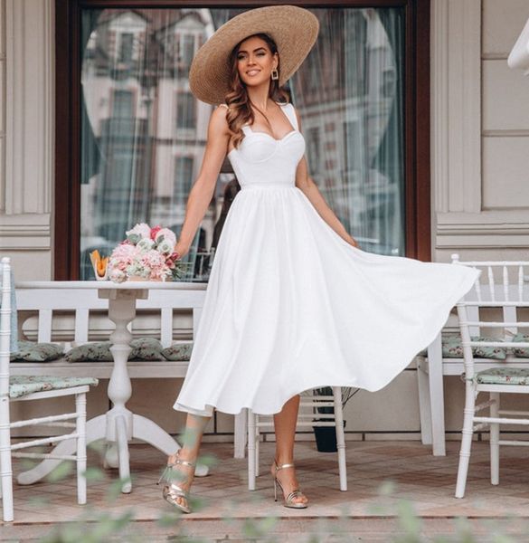 vestidos de noiva simple white tea-length wedding dresses short 2021 satin a-line bridal gowns open back princess party dress
vestidos de noiva simple white tea-length wedding dresses short 2021 satin a-line bridal gowns open back princess party dress