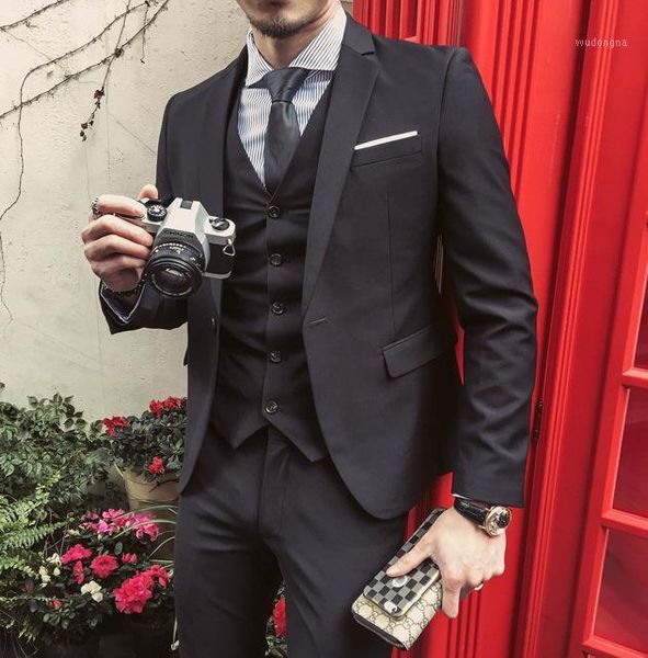 three-piece men business formal blazers suits costume mariage homme slim korean groom wedding dress suits with vest pants1, White;black
three-piece men business formal blazers suits costume mariage homme slim korean groom wedding dress suits with vest pants1, White;black