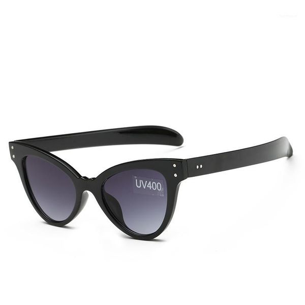 2020 brand designer sunglasses female yellow cat eye summer sun glasses for women ladies fashion shades uv4001, White;black
2020 brand designer sunglasses female yellow cat eye summer sun glasses for women ladies fashion shades uv4001, White;black
