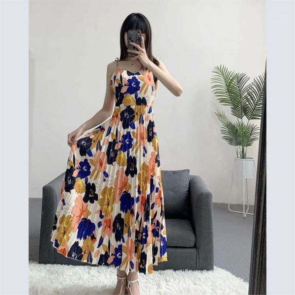 casual dresses women summer dress floral printed thin strap sleeveless pleated maxi boho robe ete femme1, Black;gray
casual dresses women summer dress floral printed thin strap sleeveless pleated maxi boho robe ete femme1, Black;gray