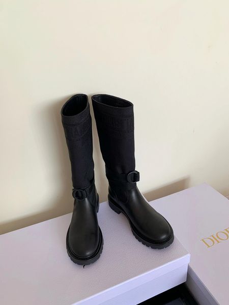designer womens boots black letter pattern leather cloth stitching round head low with box size 35-39
designer womens boots black letter pattern leather cloth stitching round head low with box size 35-39