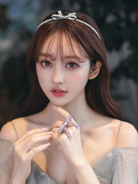 water dance a4343 bridal headdress new korean white diamond bow crown fashion net red wedding hair accessories, Silver
water dance a4343 bridal headdress new korean white diamond bow crown fashion net red wedding hair accessories, Silver