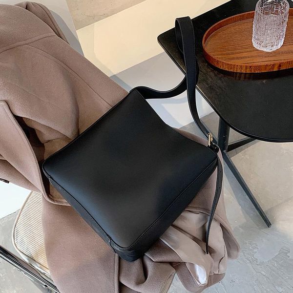 cross body oluolin women solid color pu leather crossbody bags fashion bucket bag shoulder messenger purses and handbag luxury designer
cross body oluolin women solid color pu leather crossbody bags fashion bucket bag shoulder messenger purses and handbag luxury designer