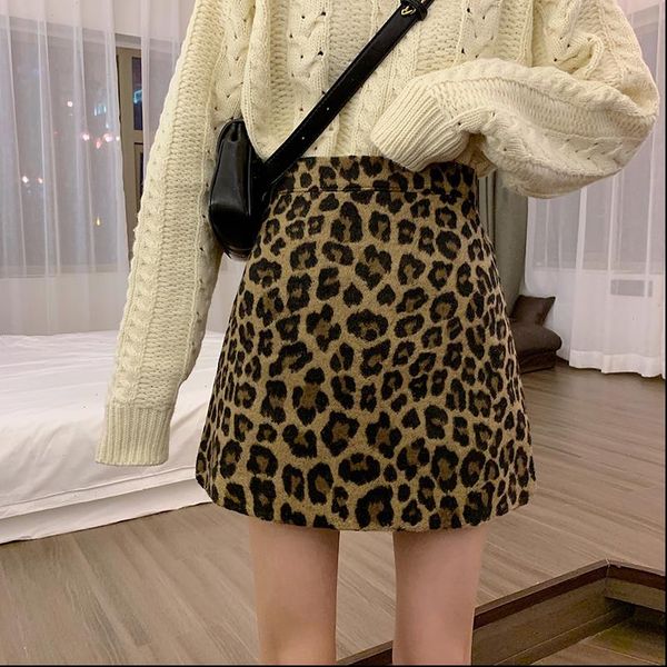 winter fall fashion womens high waisted animal leopard soft wool blend leopard bodycon knitted mini skirt, Black
winter fall fashion womens high waisted animal leopard soft wool blend leopard bodycon knitted mini skirt, Black