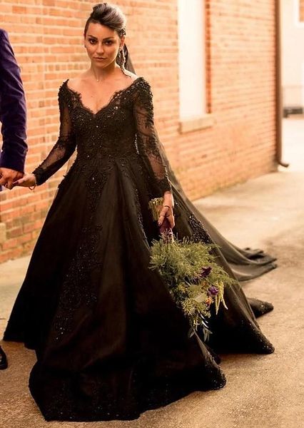 vintage black wedding dresses 2021 appliques lace beads bling retro gothic wedding gowns v neck long sleeve country dress vestidos de novia, White
vintage black wedding dresses 2021 appliques lace beads bling retro gothic wedding gowns v neck long sleeve country dress vestidos de novia, White