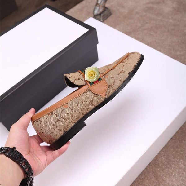 mf retro bullock design men business formal shoes classic pointed toe leather shoes men oxford dress shoes big size 38-45 11, Black
mf retro bullock design men business formal shoes classic pointed toe leather shoes men oxford dress shoes big size 38-45 11, Black