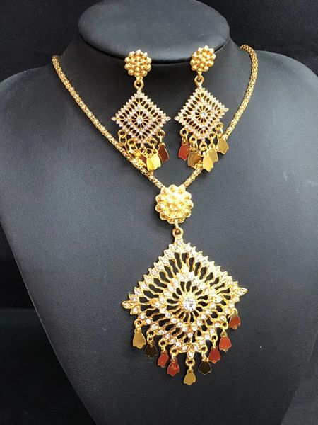 set earrings necklace pendant thai clothing accessories with gold prism, Silver