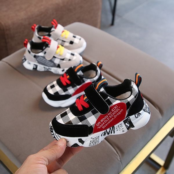autumn children boys girls sport breathable infant sneakers non-slip casual kids shoes fashion y200103, Black;red
autumn children boys girls sport breathable infant sneakers non-slip casual kids shoes fashion y200103, Black;red
