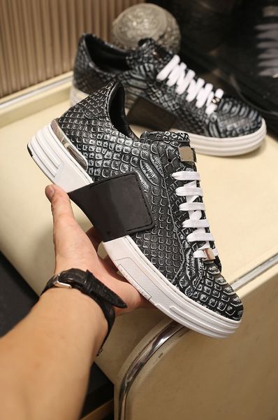 2020 wedding platform fashion party men women shoes sneakers leather velvet black white red flat casual shoes platform trainers 38-45
2020 wedding platform fashion party men women shoes sneakers leather velvet black white red flat casual shoes platform trainers 38-45