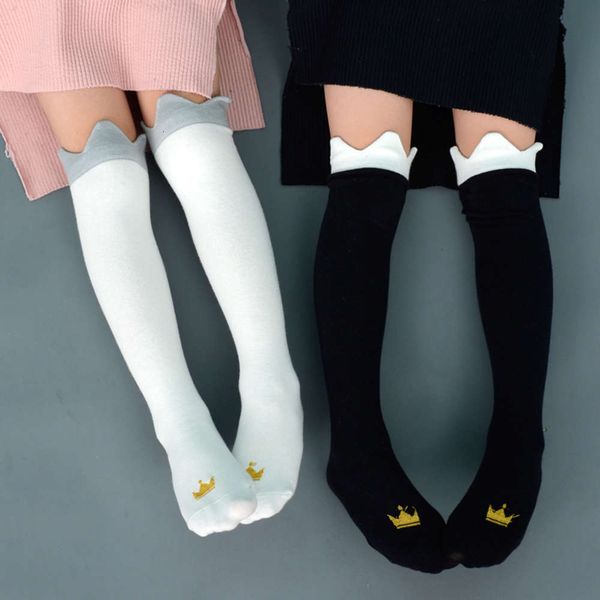 2021spring and autumn children's middle tube korean combed cotton girls princess cute children socks, Black
2021spring and autumn children's middle tube korean combed cotton girls princess cute children socks, Black
