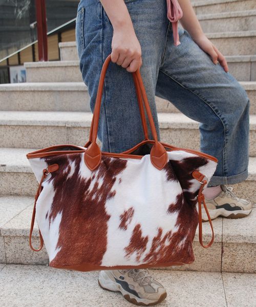 2020 new brand fashion womas bag's cow printed large capacity duffle bag weekender purse cow hide leather shoulder bag handbags tote ba
2020 new brand fashion womas bag's cow printed large capacity duffle bag weekender purse cow hide leather shoulder bag handbags tote ba