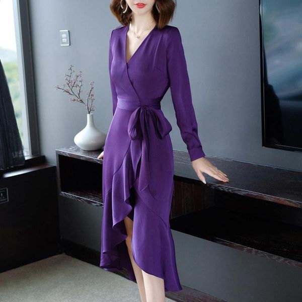 casual dresses elegant temperament purple dress women's 2021 autumn slim female mid-length long-sleeve v-neck wrap vestidos ladies q388, Black;gray
casual dresses elegant temperament purple dress women's 2021 autumn slim female mid-length long-sleeve v-neck wrap vestidos ladies q388, Black;gray