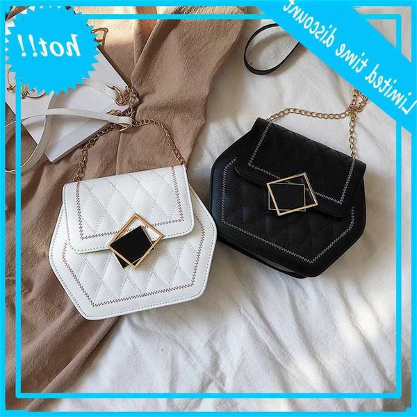 alligator pu women shoulder totes portable small chain handbags youth ladies simple versatile bag
alligator pu women shoulder totes portable small chain handbags youth ladies simple versatile bag