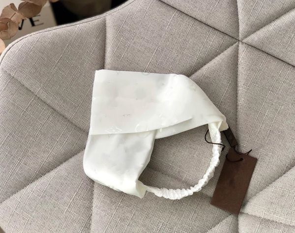 designers silk turban headband hair bands for women summer itay brands floral style white headbands head scarf headwrap dropshipping
designers silk turban headband hair bands for women summer itay brands floral style white headbands head scarf headwrap dropshipping