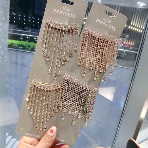selling fashion crystal rhinestones tassel women girls side hair clip water drop shape duckbill hairgrips
selling fashion crystal rhinestones tassel women girls side hair clip water drop shape duckbill hairgrips