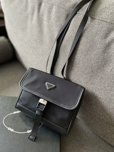 crossbody bags shoulder phone bag waterproof flap small new fashion style slot pockets with gift box 20092402#shelala
crossbody bags shoulder phone bag waterproof flap small new fashion style slot pockets with gift box 20092402#shelala