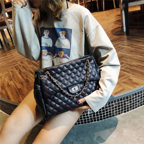 women pu leather shoulder bag fashion designer ladies messenger bags new luxury female large capacity crossbody bag, Black;red
women pu leather shoulder bag fashion designer ladies messenger bags new luxury female large capacity crossbody bag, Black;red