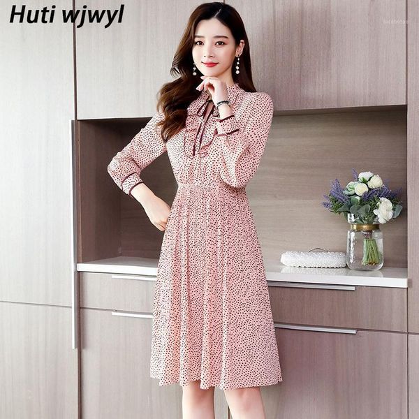 casual dresses 2021 autumn vintage plus size pink boho dress women bodycon elegant party black vestido summer dot chiffon beach midi dr, Black;gray
casual dresses 2021 autumn vintage plus size pink boho dress women bodycon elegant party black vestido summer dot chiffon beach midi dr, Black;gray
