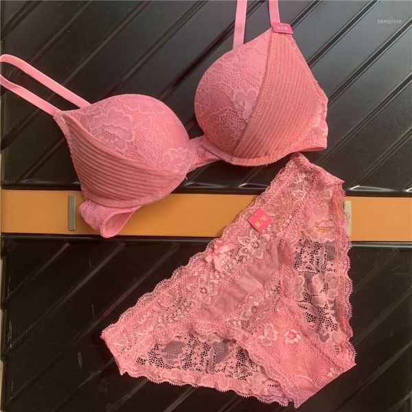 women's new lace lingerie set bra sponge thin bottom thick push up comfortable adjustment underwear set1, Red;black
women's new lace lingerie set bra sponge thin bottom thick push up comfortable adjustment underwear set1, Red;black