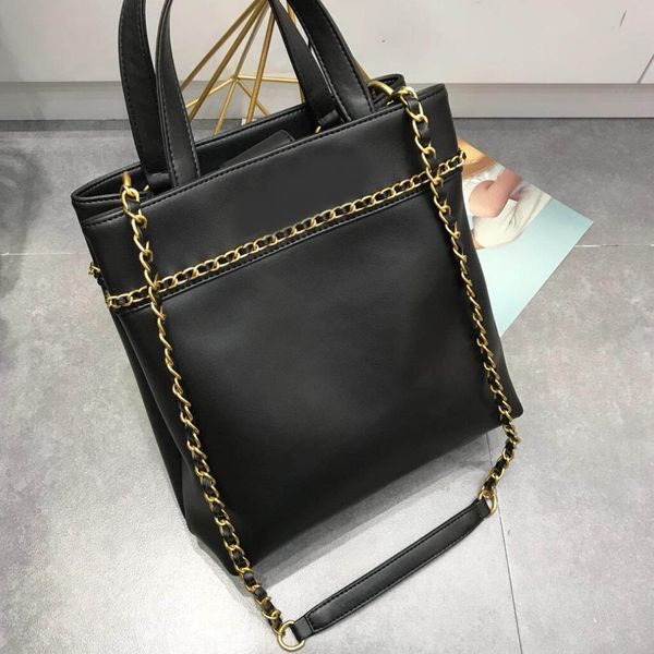 designer handbag wallet fashion cowhide leather shopping bag designer tote bag
designer handbag wallet fashion cowhide leather shopping bag designer tote bag
