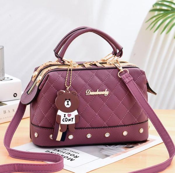 brand designer womens bags 2020 new fashion messenger bags wild lady handbags all-match lady's small square bag hand
brand designer womens bags 2020 new fashion messenger bags wild lady handbags all-match lady's small square bag hand