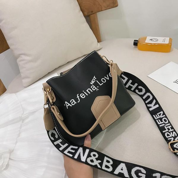 fashion women's shoulder bag luxury handbag designer women's bag shopping wallet bags for women 2020 discount pu
fashion women's shoulder bag luxury handbag designer women's bag shopping wallet bags for women 2020 discount pu